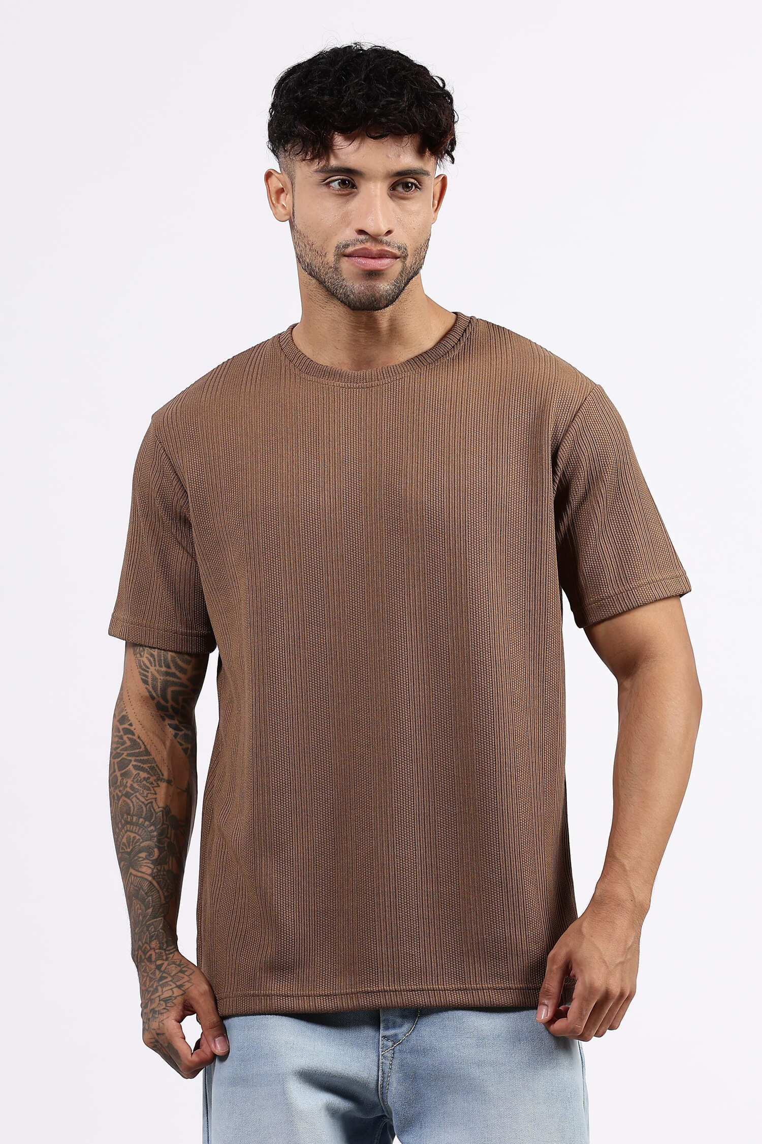 Round neck tshirt