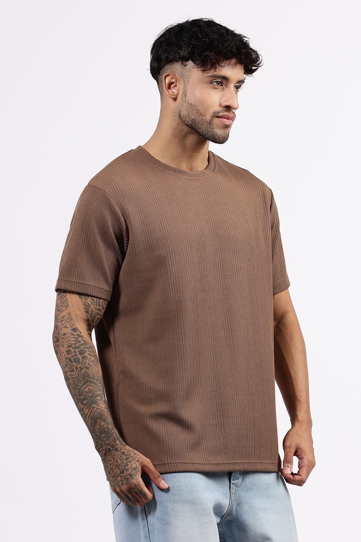 Round neck tshirt