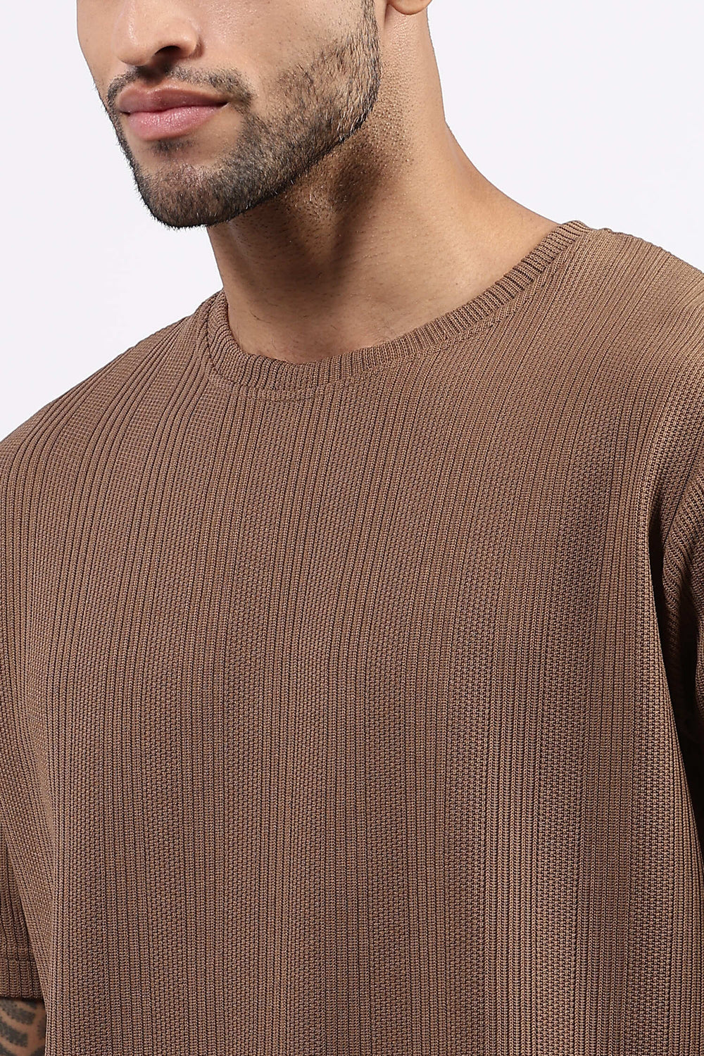 Round neck tshirt