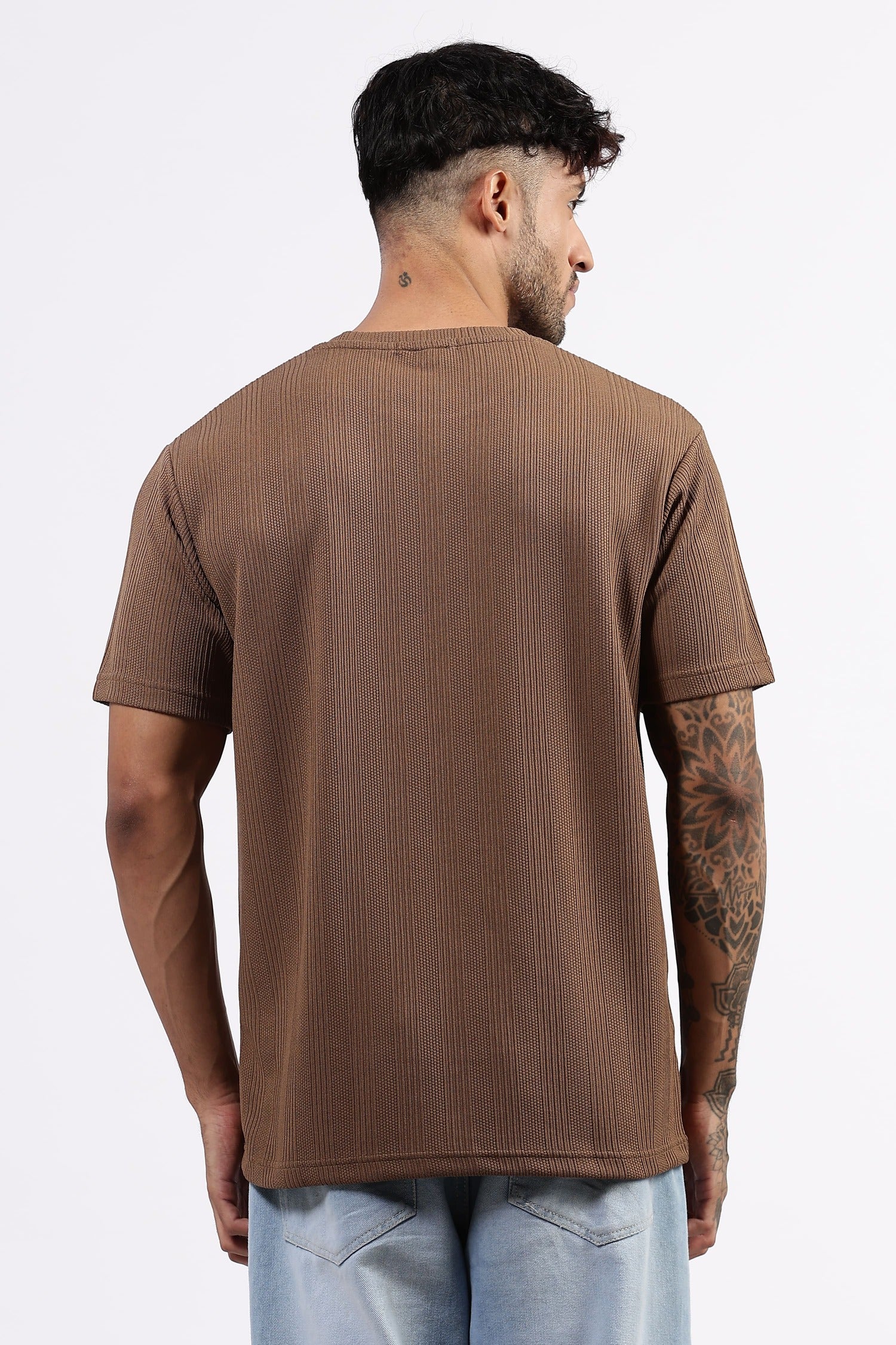 Round neck tshirt